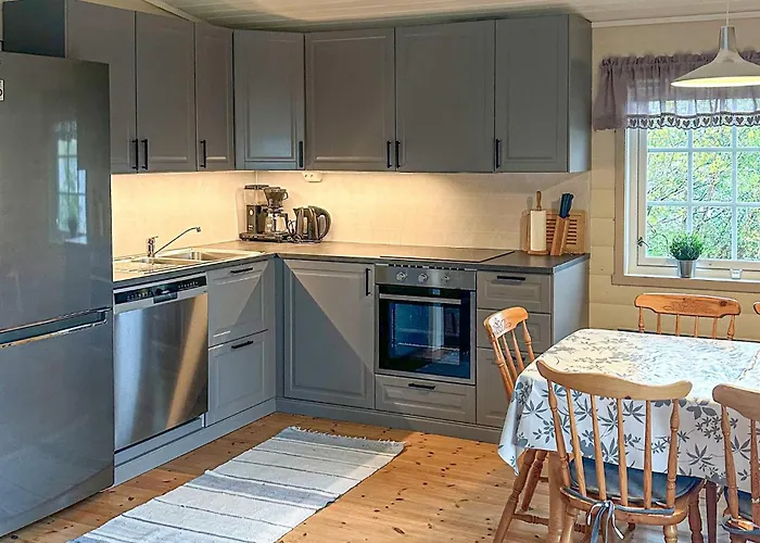 Дом отдыха 3 Bedroom Cozy In